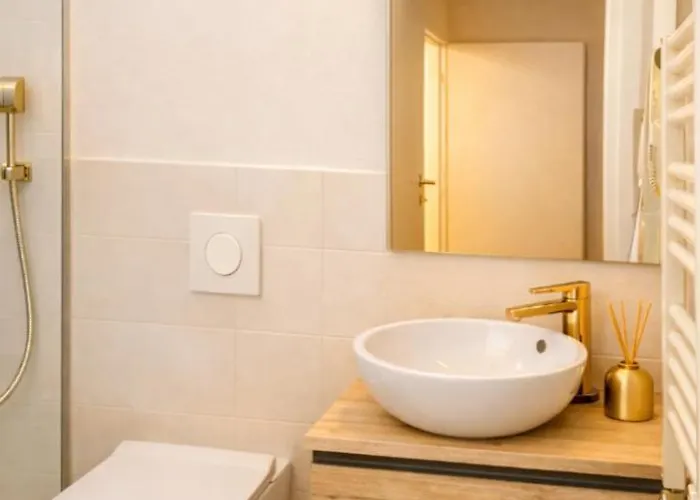 Modern Two-room For 2, 20 Minutes From Termini Apartament